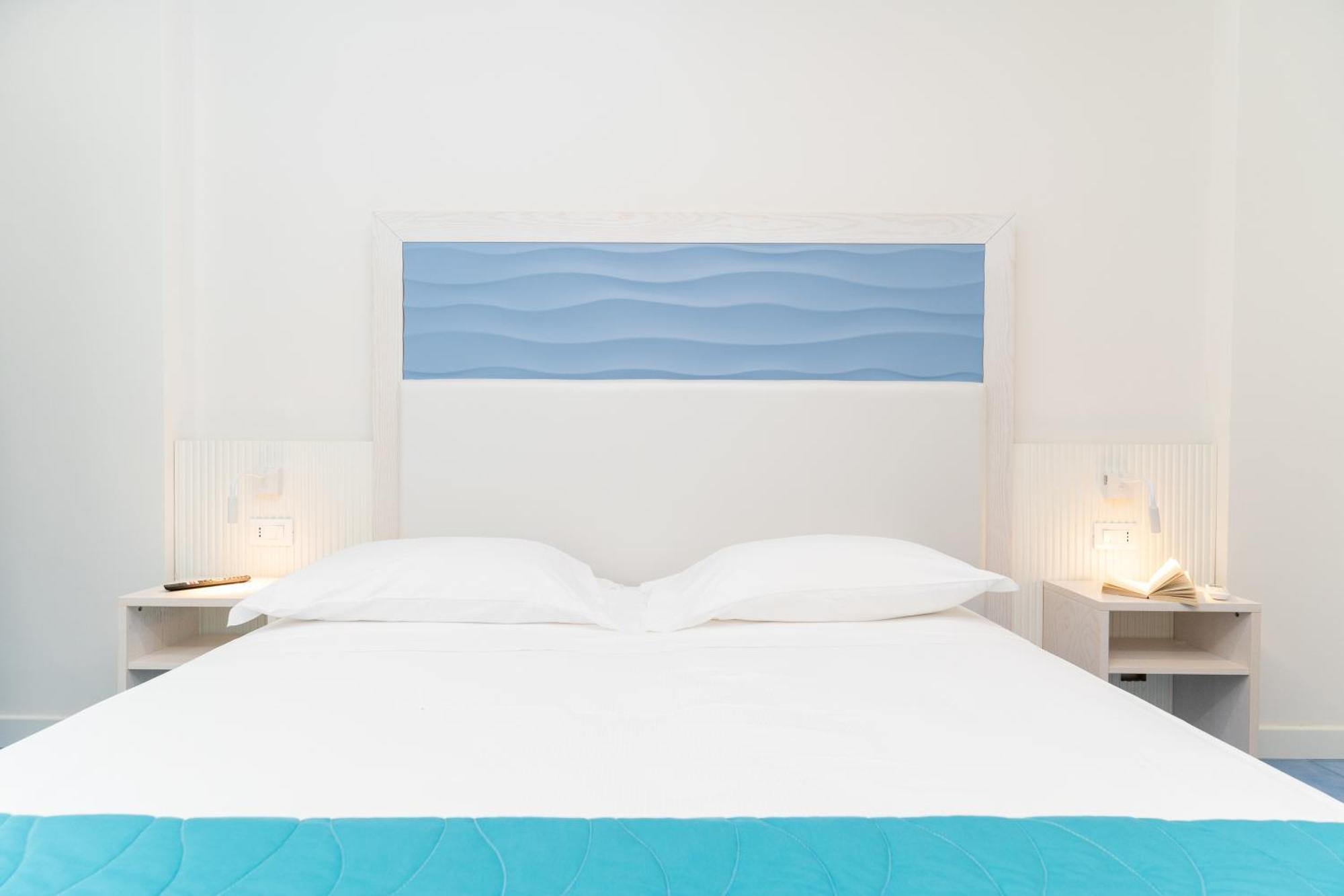 Suite Hotel L'Oasi Di Riaci (Adults Only) Санта Доменика Екстериор снимка